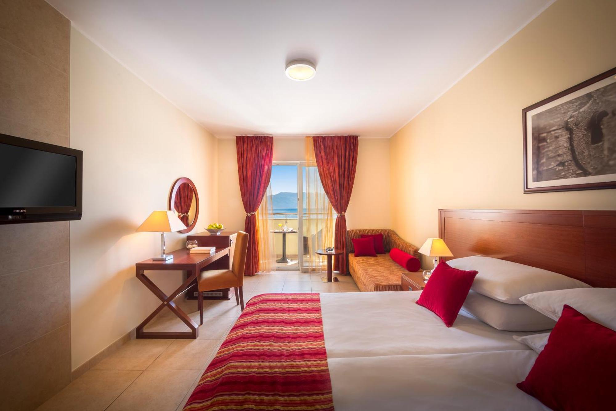 Zimmer für 2+1 Personen mit Meerblick